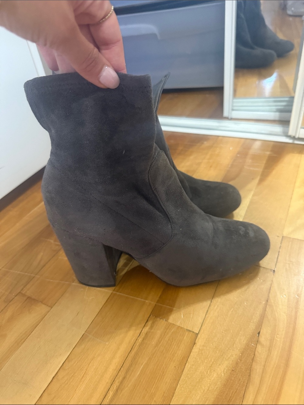 Steve Madden Gray Suede Block Heel Ankle Boots